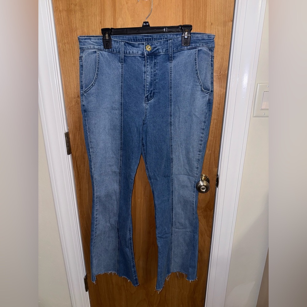 Two tone flare jeans
